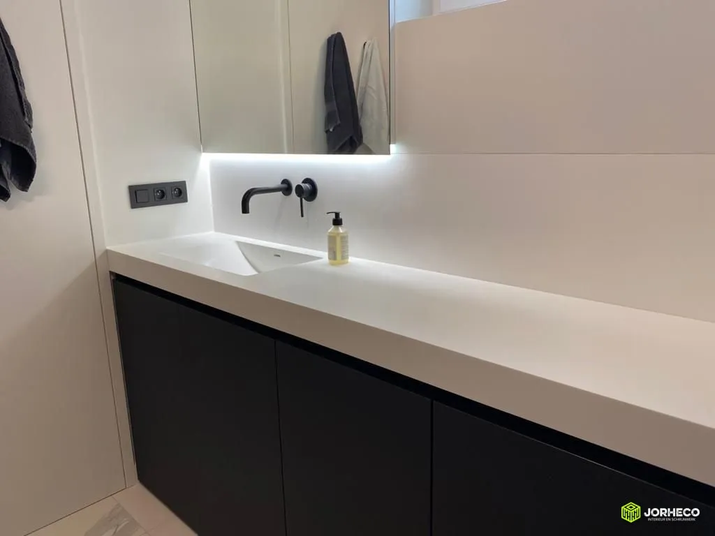 Strakke Badkamer