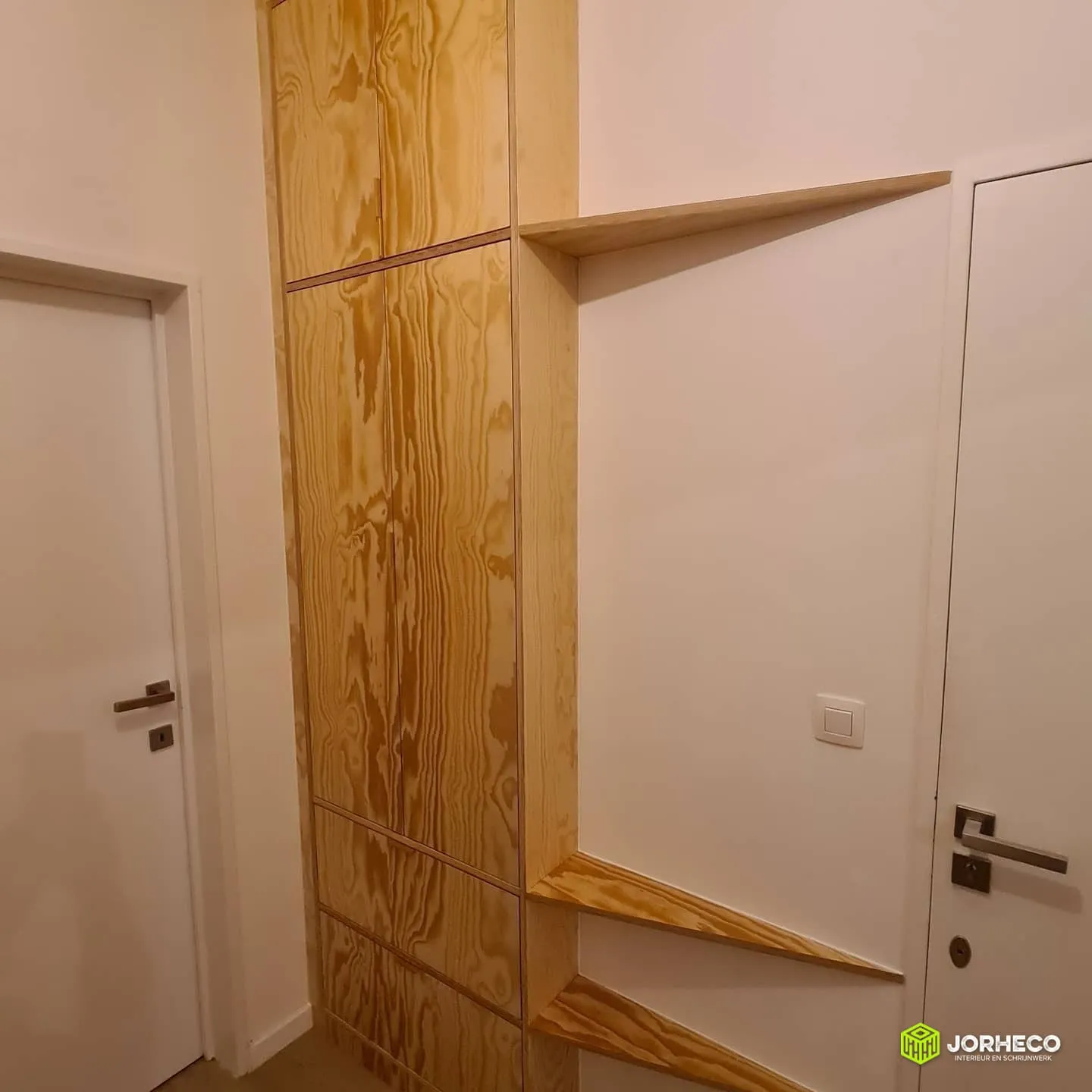 Vestiaire Uit Poolse Den