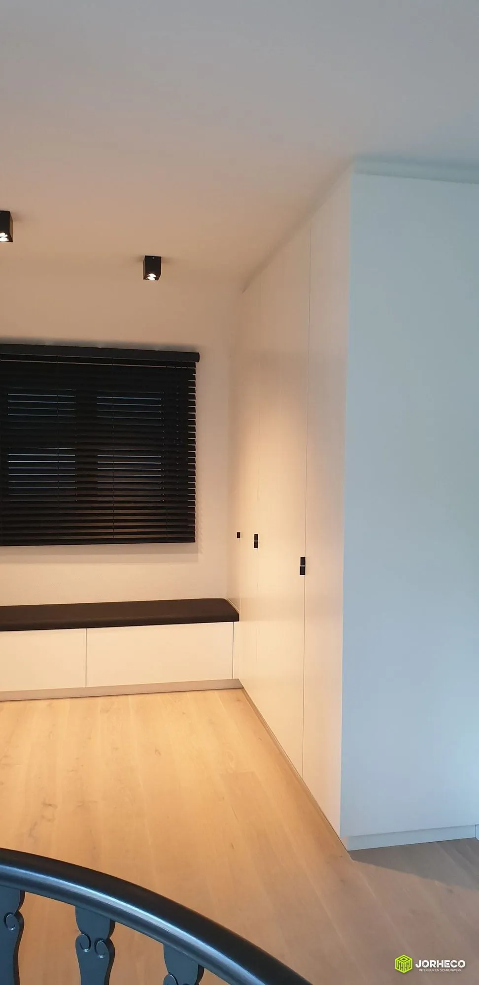 Maatwerk dressing in lakwerk — foto 3 van 10