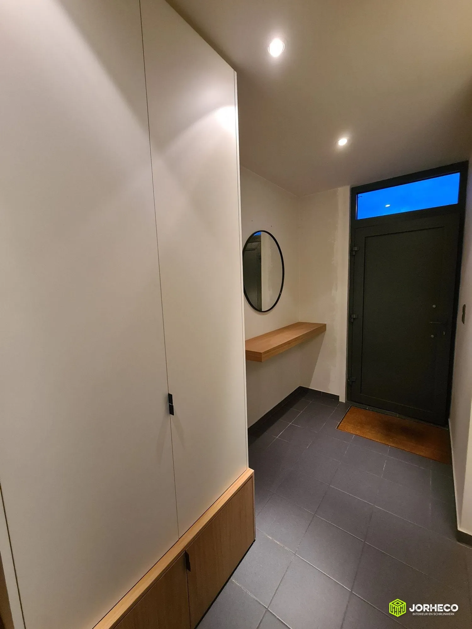 Vestiaire met eikfineer