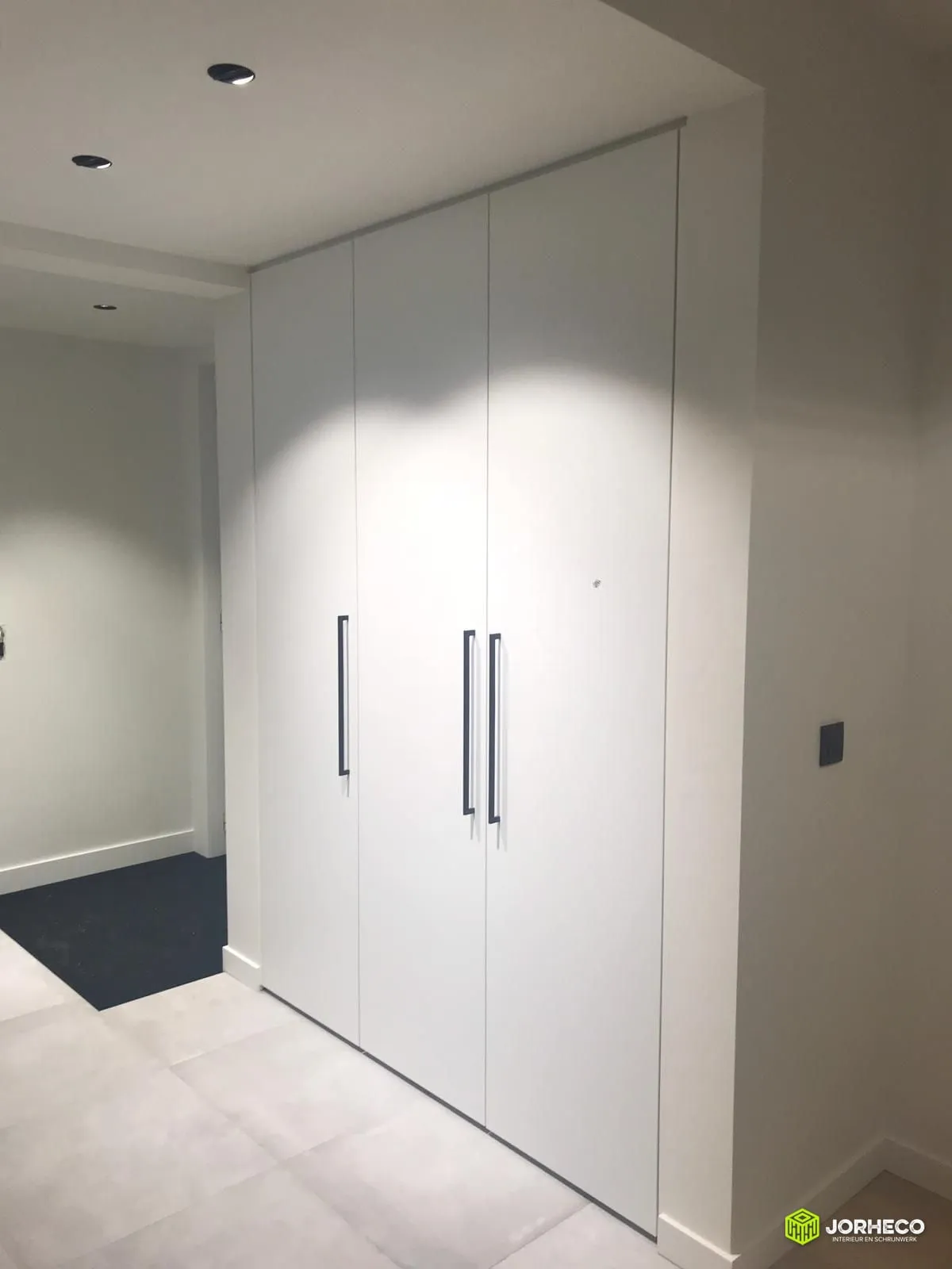 Moderne vestiaire — foto 3 van 3